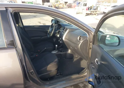 2014 Nissan Versa 1.6 Sv z USA, uszkodzony, nr VIN 3N1CN7AP3EK450828